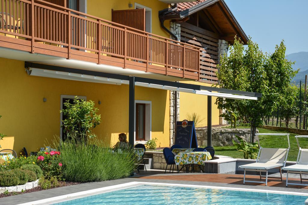 Bed and Breakfast Maso Agritur Santa Lucia Дро Экстерьер фото
