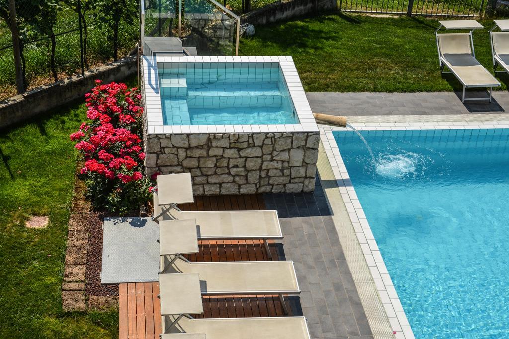 Bed and Breakfast Maso Agritur Santa Lucia Дро Экстерьер фото